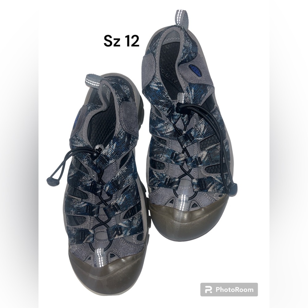 Men's Gray & Navy Outdoor Water Shoes - Size 12